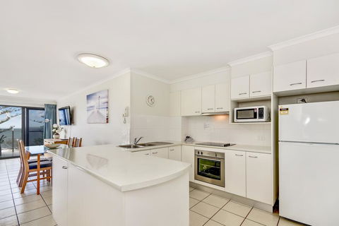SPIN13- ESCAPE TO MOOLOOLABA - Hotel Accommodation 2