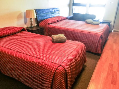 Spinifex Hotel - Hotel Accommodation 0
