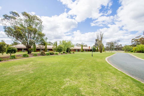 Sportslander Motor Inn - Hotel Accommodation 3