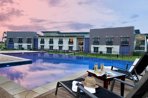 Springs Shoalhaven Nowra - Hotel Accommodation 0