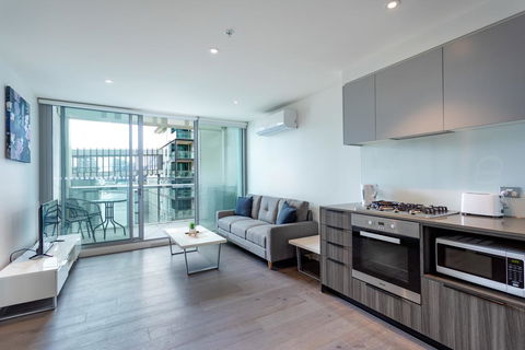 STAY&CO Docklands - Hotel Accommodation 0