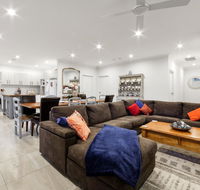 StayCentral - Rosanna Luxurious Mansion - Hotel Accommodation