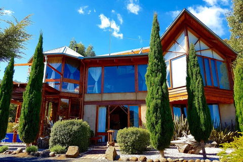 STUNNING HOME WITH AMAZING VIEWS - Just 20 Mins To The City And Only 10 To MONA! - Hotel Accommodation 3