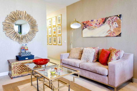 Stylish 1 Bedroom Apartment Amazing City Views - Hotel Accommodation 0