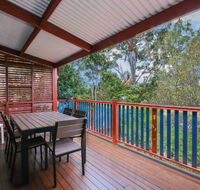 Stylish 3 Bedroom Family Home in Leafy Paddington - Hotel Accommodation