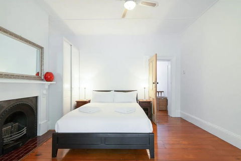 Stylish 3 Bedroom Townhouse In Darlinghurst - Hotel Accommodation 2