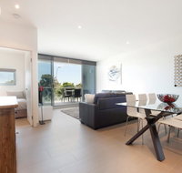 STYLISH LIVING ON MAIN - Hotel Accommodation