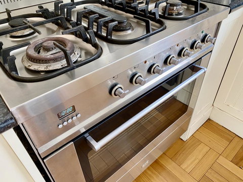 SUMMER HOUSE - CENTRAL LOCATION Near PARK - Hotel Accommodation 2