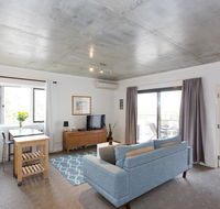 Sunsets by the Beach - Fremantle - Hotel Accommodation