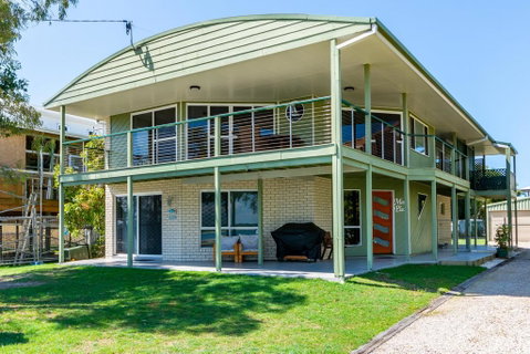 Sunsets From Your Front Patio - Sylvan Beach Esp, Bellara - Hotel Accommodation 0
