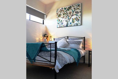 Sunsets, Sea, Wine - Hotel Accommodation 1