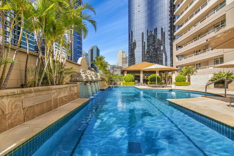Super Convenient Apartment With Garden Views - Hotel Accommodation 2