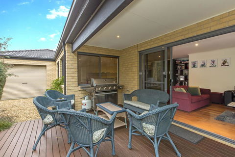 SURFSIDE GETAWAY IN PICTURESQUE INVERLOCH - Hotel Accommodation 3