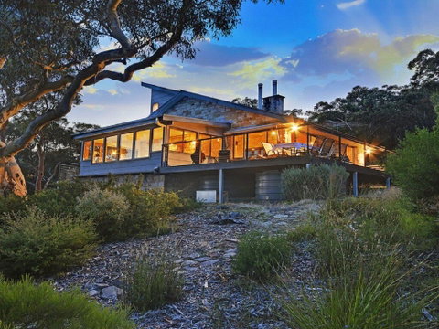 Sydney View - 70km From Sydney, 1000km From Care! - Hotel Accommodation 3