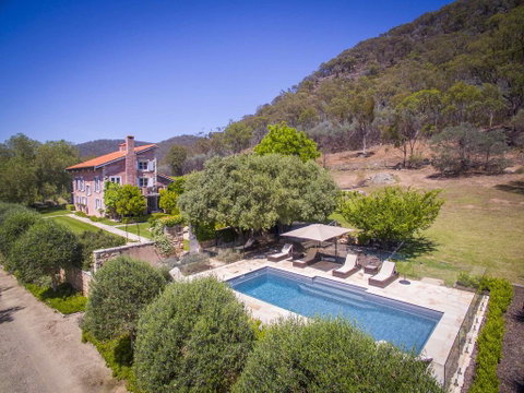 Talits Vineyard Estate - Hotel Accommodation 1