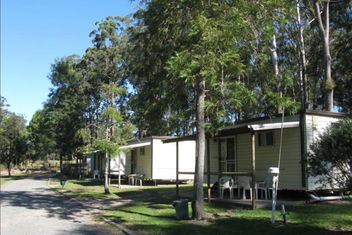 Tall Timbers Caravan Park Kempsey with Hotel Accommodation