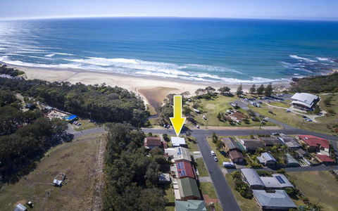 Tallowood Beachfront Cottage - Hotel Accommodation 1