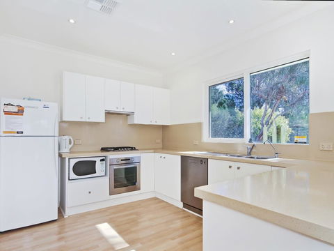 Tennis Elbow - Hotel Accommodation 2