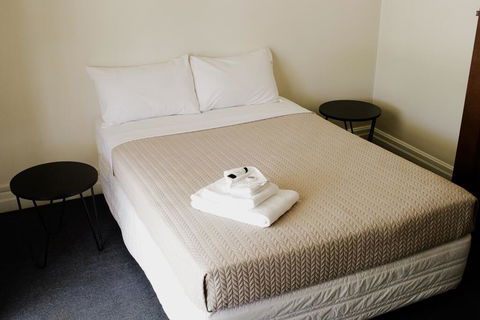 The Australian Hotel Motel - Hotel Accommodation 2