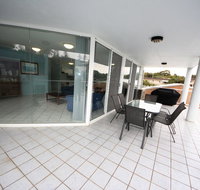 The Avenues Unit 2 at South West Rocks - Hotel Accommodation