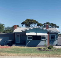 The Beach House Busselton - Hotel Accommodation