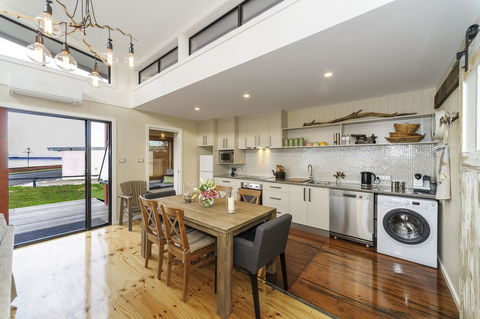 Coastal Pods Wynyard - Hotel Accommodation 13