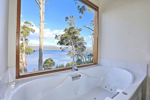 Stewarts Bay Lodge - Hotel Accommodation 14