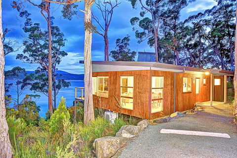 Stewarts Bay Lodge - Hotel Accommodation 15