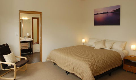 Stewarts Bay Lodge - Hotel Accommodation 26