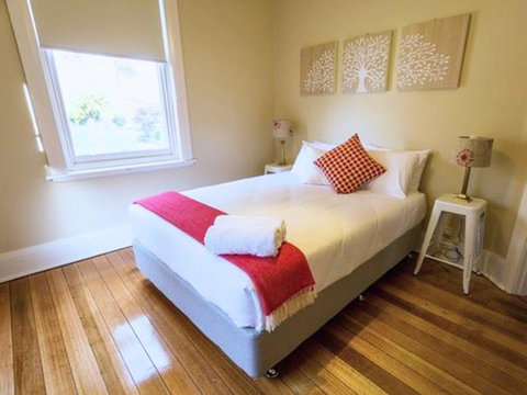 Montacute Boutique Bunkhouse - Hotel Accommodation 10