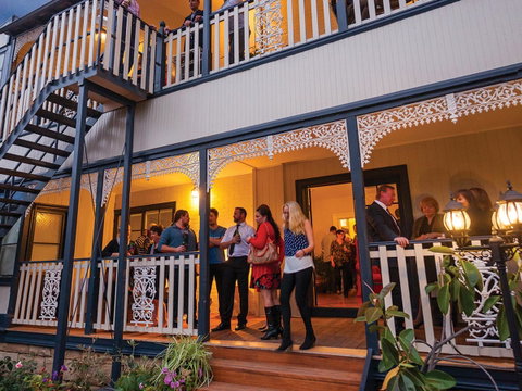 Montacute Boutique Bunkhouse - Hotel Accommodation 23