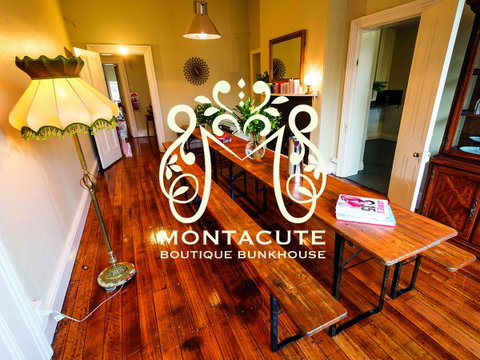 Montacute Boutique Bunkhouse - Hotel Accommodation 0