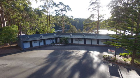 The Fox And Hounds Historic Hotel - Hotel Accommodation 3