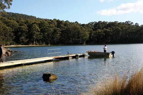 The Fox And Hounds Historic Hotel - Hotel Accommodation 37
