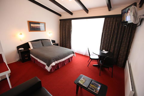 The Fox And Hounds Historic Hotel - Hotel Accommodation 16