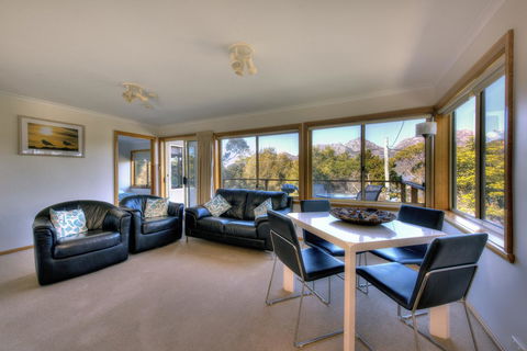 Freycinet Sanctuary 5 - Hotel Accommodation 1