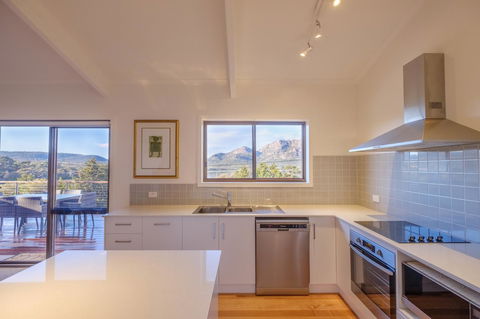 Arthouse Freycinet - Hotel Accommodation 9