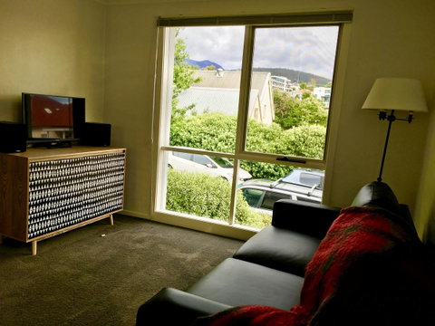 4 At 8 Townhouse Newcastle St - Hotel Accommodation 7