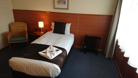 Mt Lyell Motor Inn - Hotel Accommodation 3