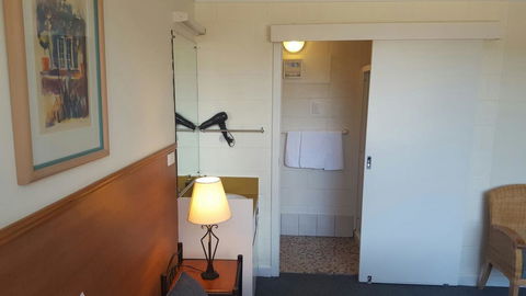 Mt Lyell Motor Inn - Hotel Accommodation 30