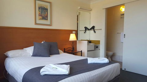 Mt Lyell Motor Inn - Hotel Accommodation 20