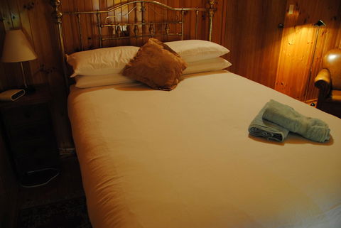 The Wombat Cottage - Hotel Accommodation 10