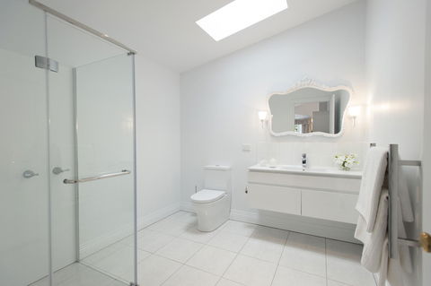 White Dove Cottage Bed And Breakfast - Hotel Accommodation 4
