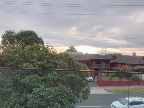 Ellia Doncaster Apartment - Hotel Accommodation 2