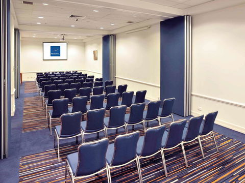 Novotel Melbourne Glen Waverley - Hotel Accommodation 23