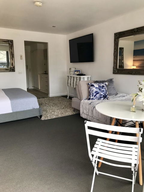 Lorne World - Hotel Accommodation 5