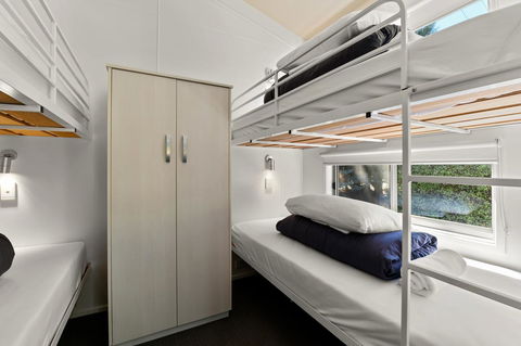 Bright Riverside Holiday Park - Hotel Accommodation 36