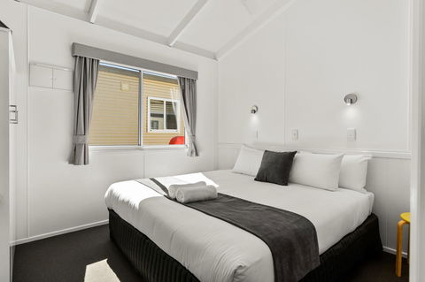 Bright Riverside Holiday Park - Hotel Accommodation 10