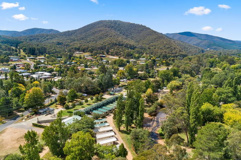 Bright Riverside Holiday Park - Hotel Accommodation 35