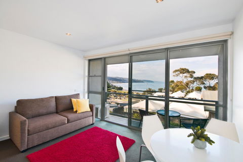 Lorne Bay View Motel - Hotel Accommodation 2